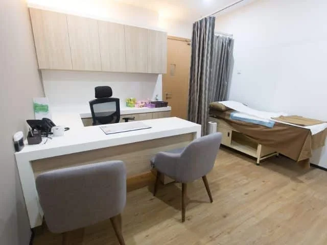 Clinic gallery thumbnail 2