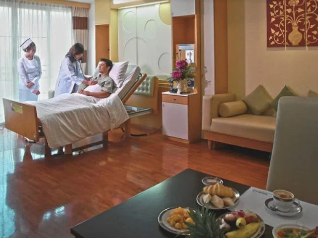 Clinic gallery thumbnail 1